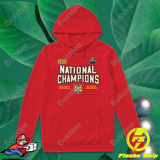 Quinnipiac Bobcats 2023 National Champions Long Sleeve Tee