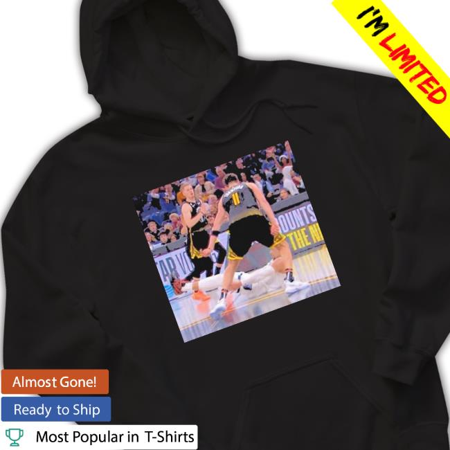 Official Klay Beating The Grizzlies On Christmas T-Shirt