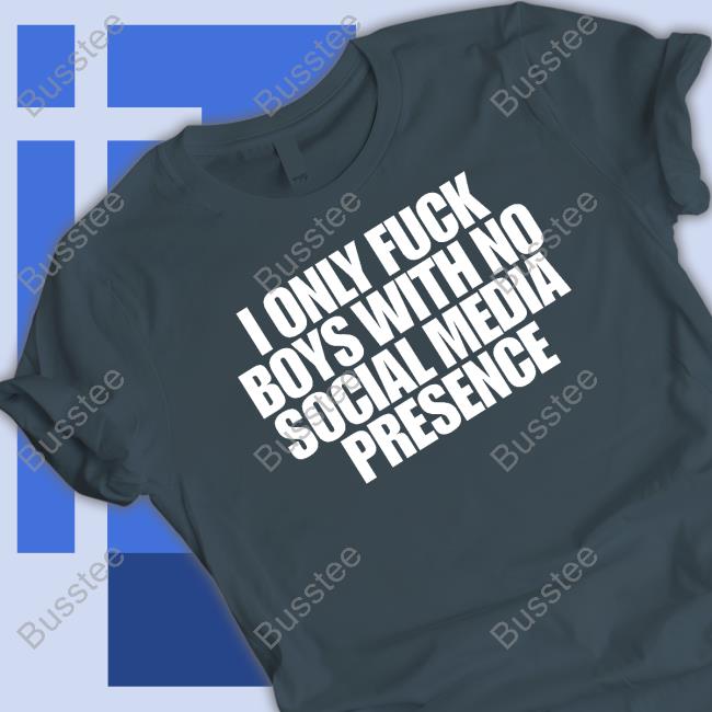 Heav3nlybodies Merch I Only Fuck Boys With No Social Media Presence Hoodie